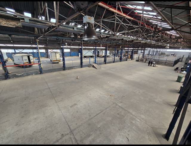 14,150M² FACTORY TO LET IN TUNNEY